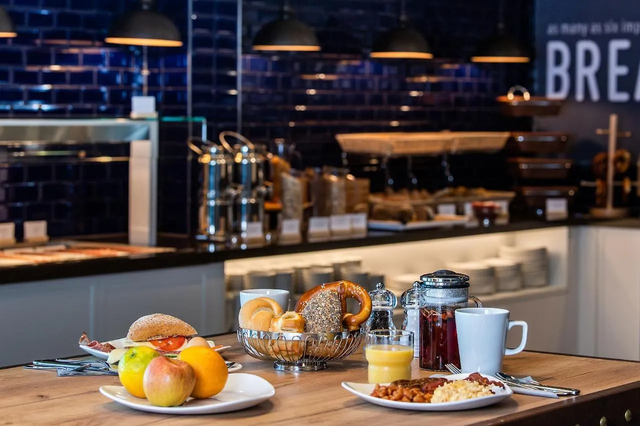 ホテル Premier Inn Koeln City Sued